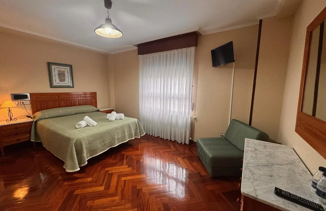 Hostal Merindades-1